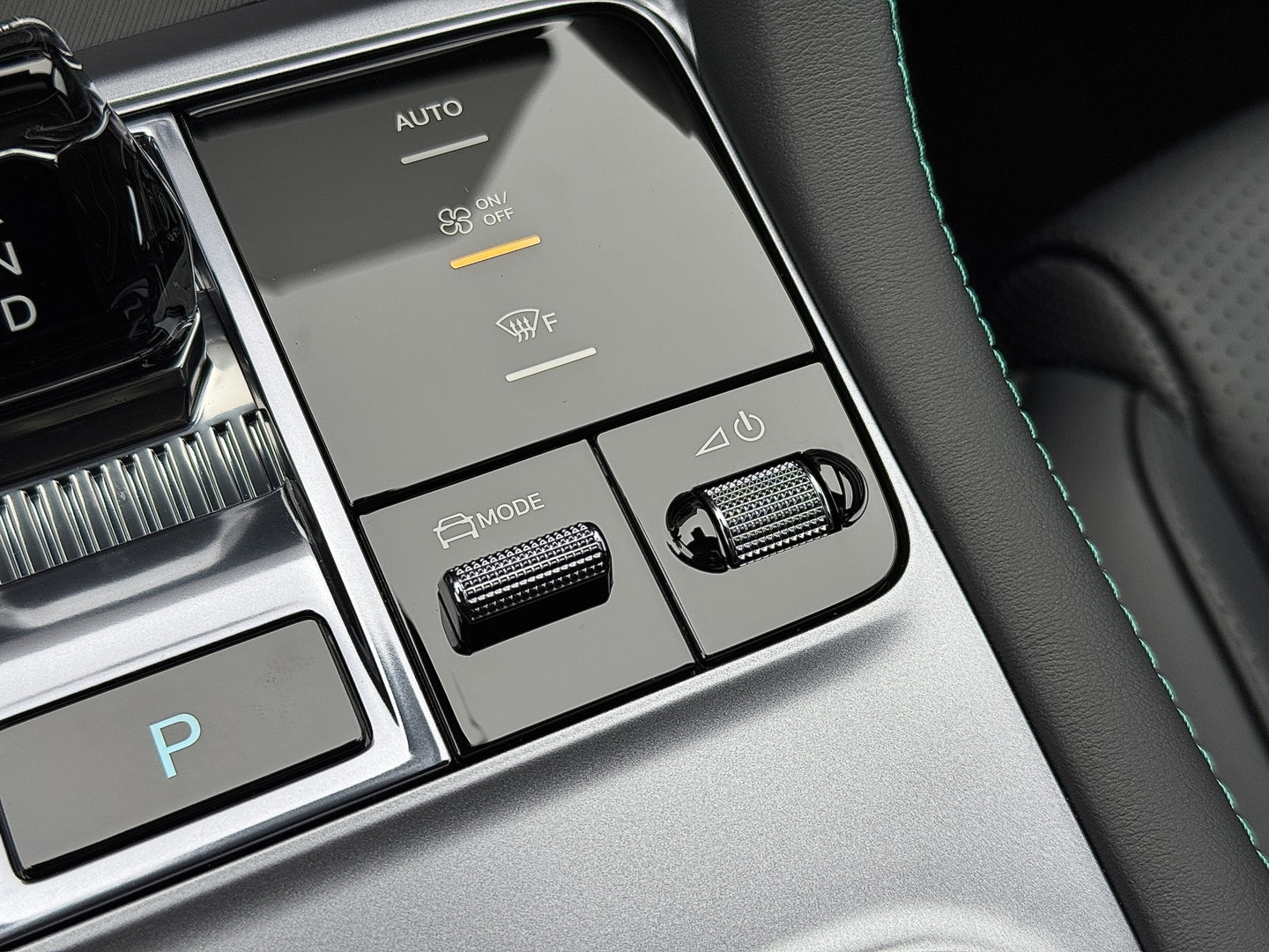 BYD SEAL U 1.5 DM-i FWD Boost | Boundless Cloud | Head-up Display| Apple Carplay | Keyless Go/Entry | Stoelventilatie | 360 Camera | Panorama dak | Rijmodus Regeling |