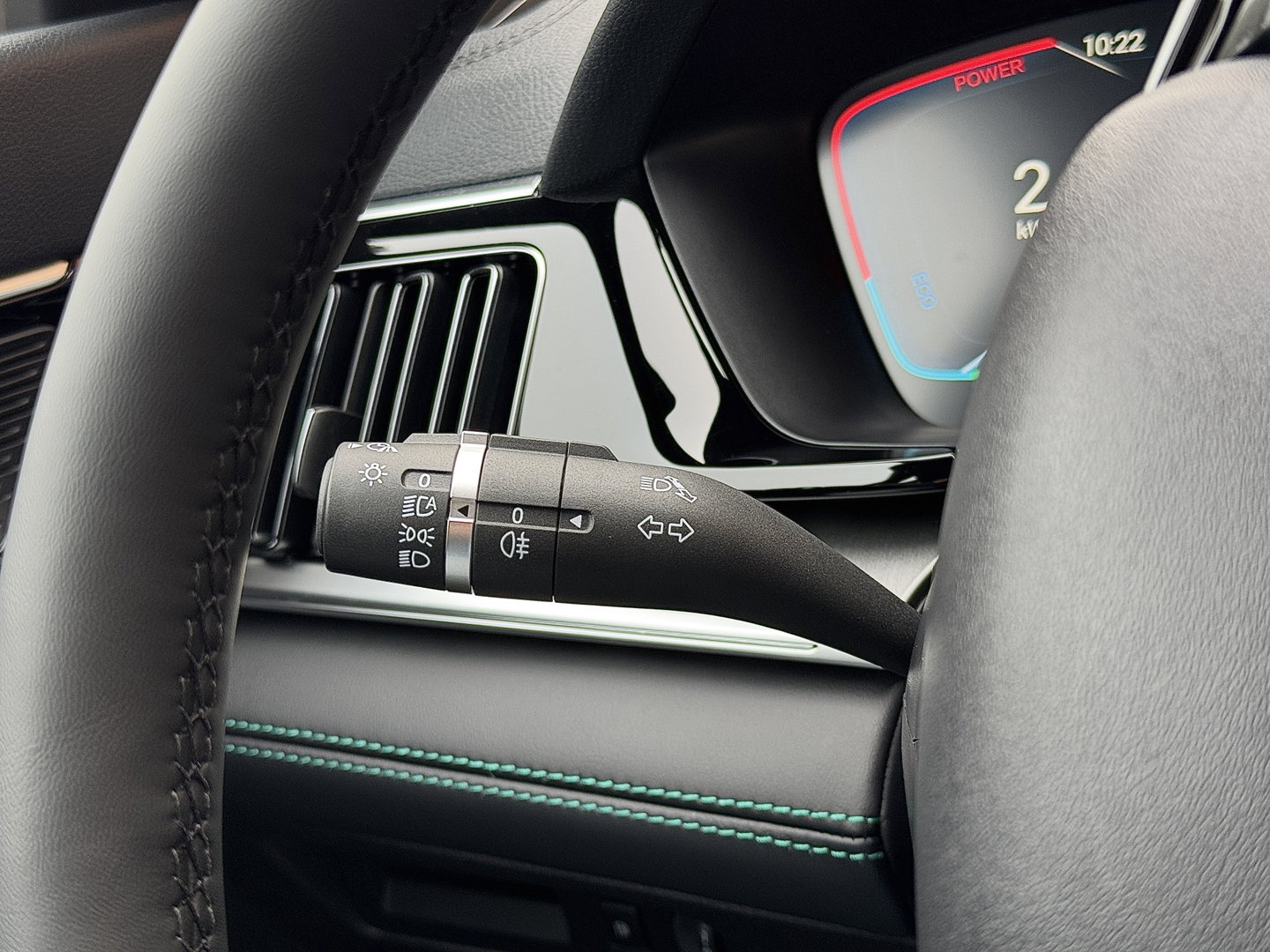 BYD SEAL U 1.5 DM-i FWD Boost | Boundless Cloud | Head-up Display| Apple Carplay | Keyless Go/Entry | Stoelventilatie | 360 Camera | Panorama dak | Rijmodus Regeling |