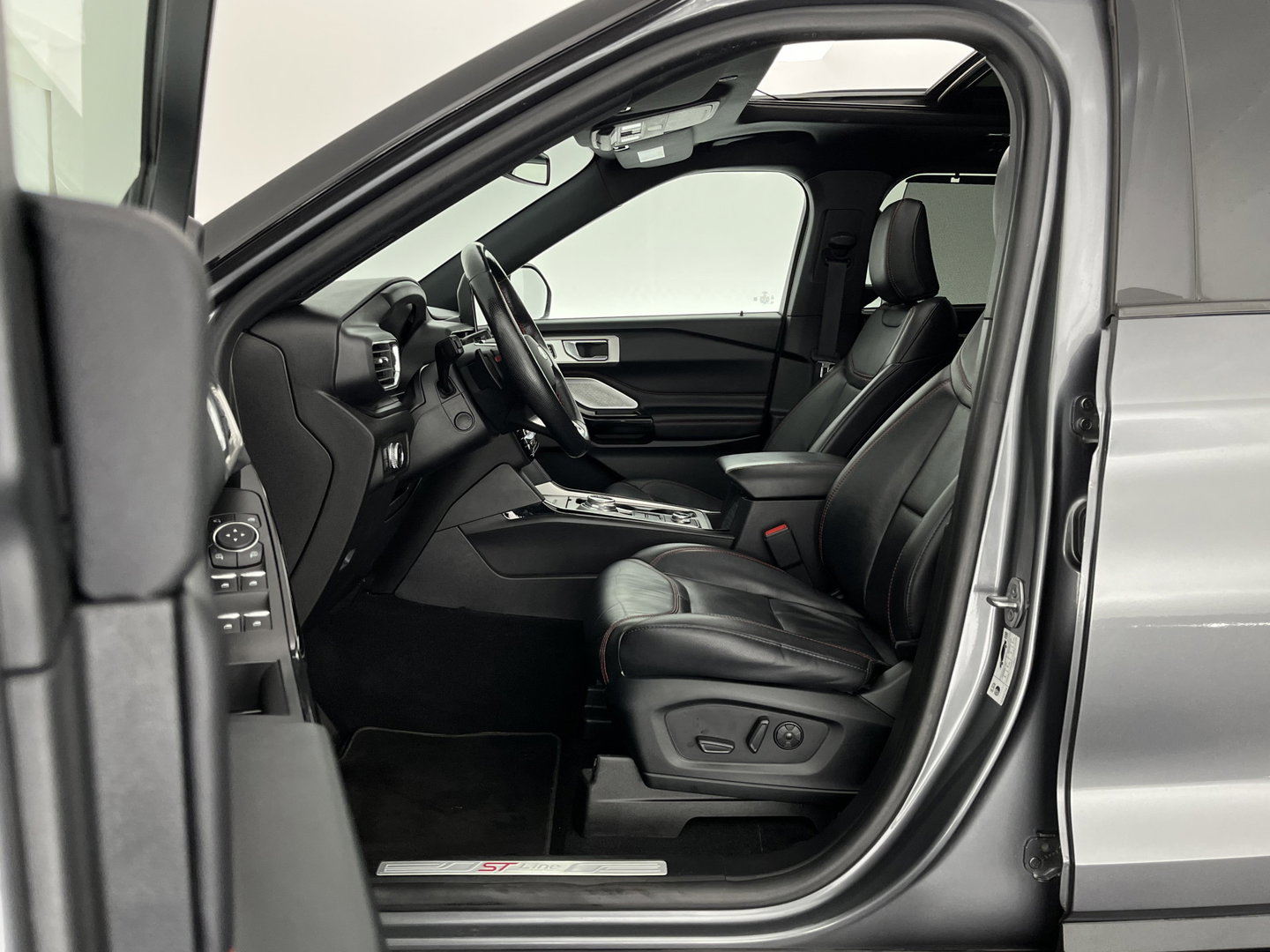 Ford Explorer 3.0 V6 EcoBoost PHEV ST-Line AWD [7-Pers.] (Plug-in) (INCL-BTW) Aut. *PANO | LEATHER | FULL-LED | MEMORY-PACK | BANG&OLUFSEN | TOPVIEW | ADAPTIVE-CRUISE | BLINDSPOT | KEYLESS | HEATED-VENTILATED-COMFORTSEATS | TOWBAR | 20''ALU*