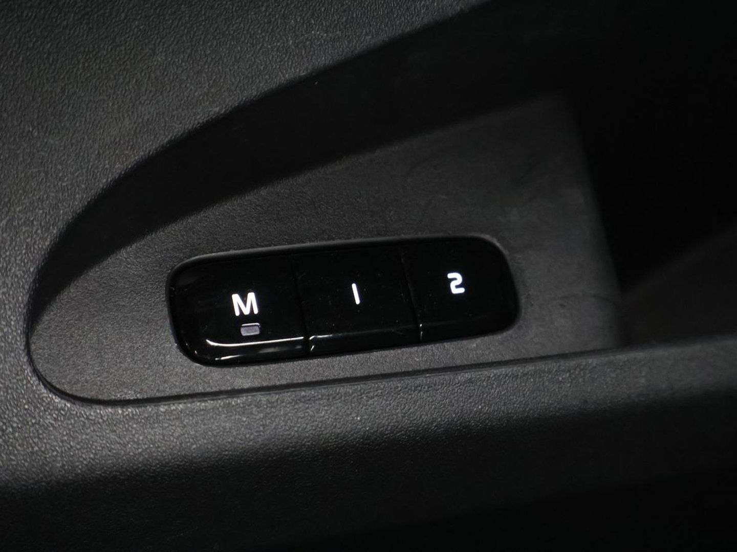 Polestar 2 Long Range Single Motor 78 kWh | SOH 93,2% | Camera | LED | Apple Carplay | Stoelverwarming | DAB |