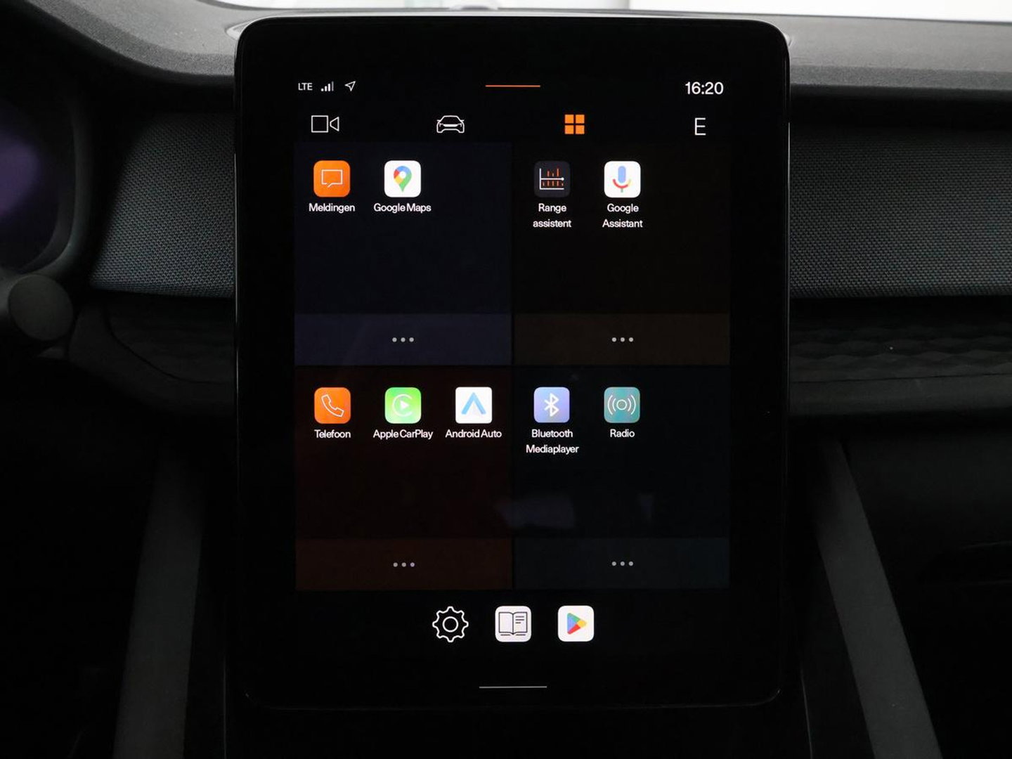 Polestar 2 Long Range Single Motor 78 kWh | SOH 93,2% | Camera | LED | Apple Carplay | Stoelverwarming | DAB |