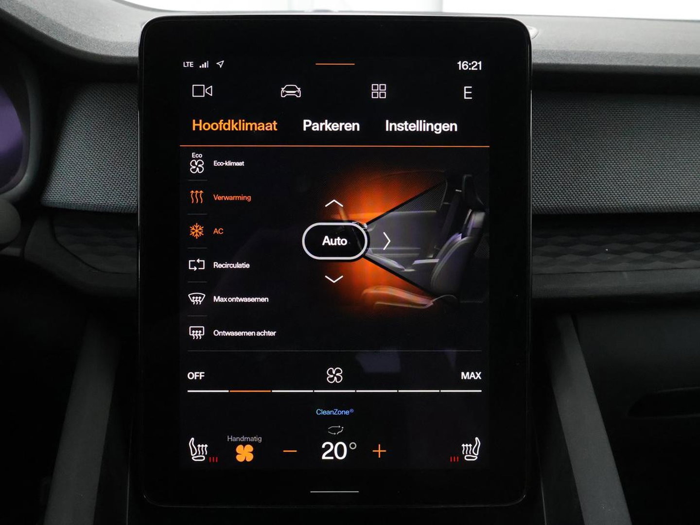 Polestar 2 Long Range Single Motor 78 kWh | SOH 93,2% | Camera | LED | Apple Carplay | Stoelverwarming | DAB |