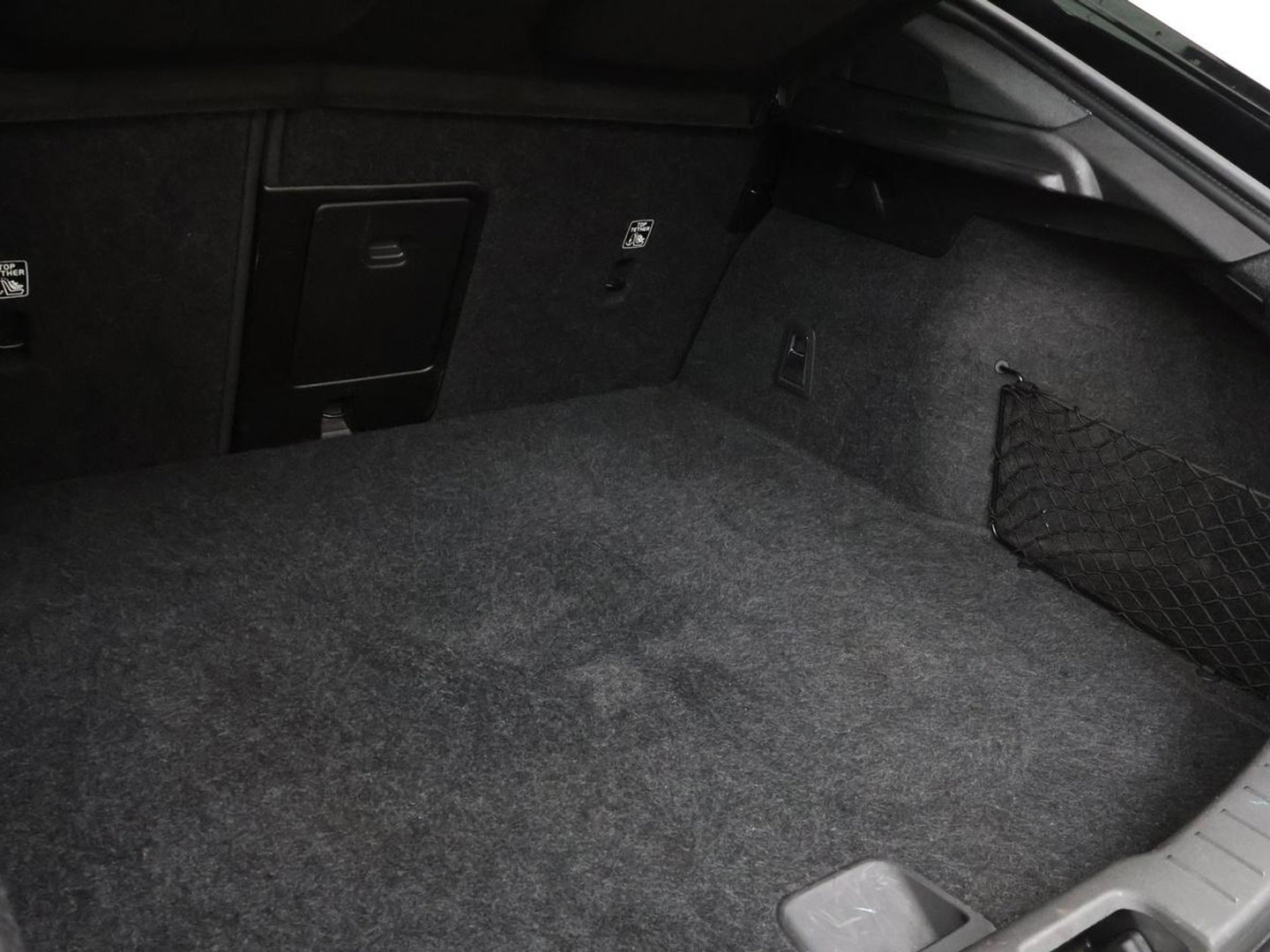 Polestar 2 Long Range Single Motor 78 kWh | SOH 93,2% | Camera | LED | Apple Carplay | Stoelverwarming | DAB |