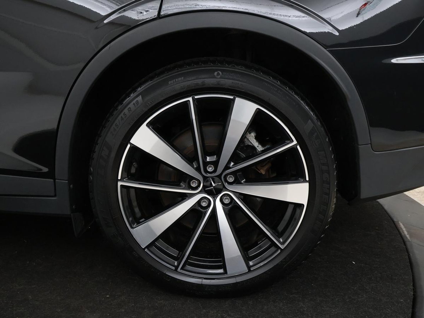 Polestar 2 Long Range Single Motor 78 kWh | SOH 93,2% | Camera | LED | Apple Carplay | Stoelverwarming | DAB |