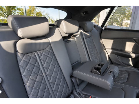 Audi Q8 60 TFSI e quattro Competition 3X S-LINE PANO VOL!!