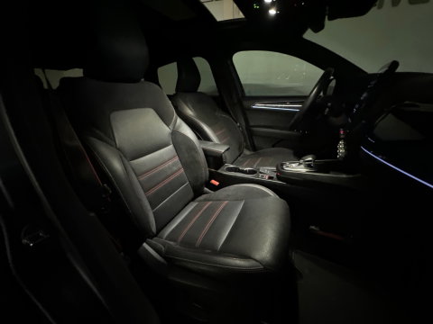 Renault Arkana 1.6 E-Tech Hybrid 145 R.S. Line Pano|Carbon|Camera|Volleder