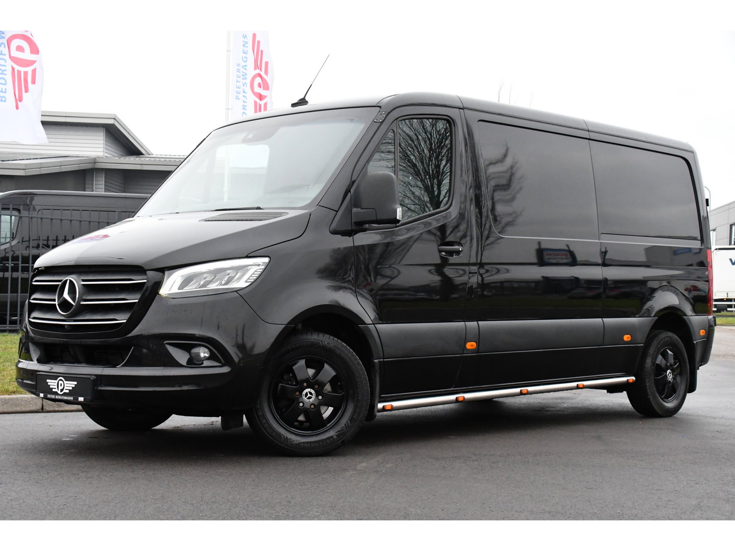 Mercedes-Benz Sprinter 314 2.2 CDI L2H1 Black Edition Cruise, Camera, Carplay, LED, 10,5'' Mbux, Stoelverwarming, Automaat,  Leder, Trekhaak, Uniek!