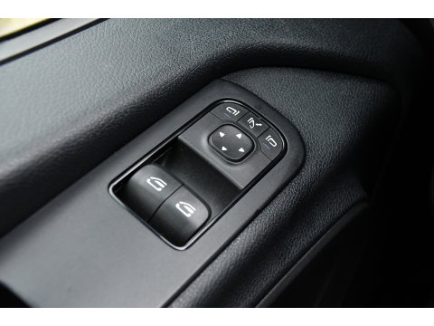Mercedes-Benz Sprinter 314 2.2 CDI L2H1 Black Edition Cruise, Camera, Carplay, LED, 10,5'' Mbux, Stoelverwarming, Automaat,  Leder, Trekhaak, Uniek!