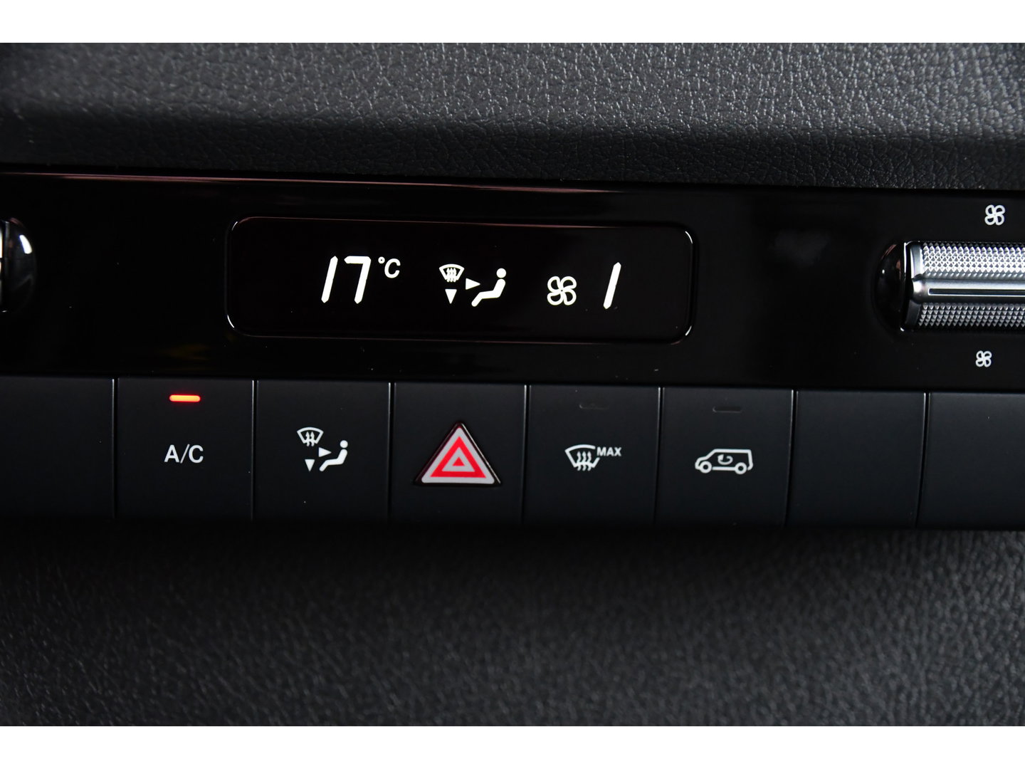 Mercedes-Benz Sprinter 314 2.2 CDI L2H1 Black Edition Cruise, Camera, Carplay, LED, 10,5'' Mbux, Stoelverwarming, Automaat,  Leder, Trekhaak, Uniek!