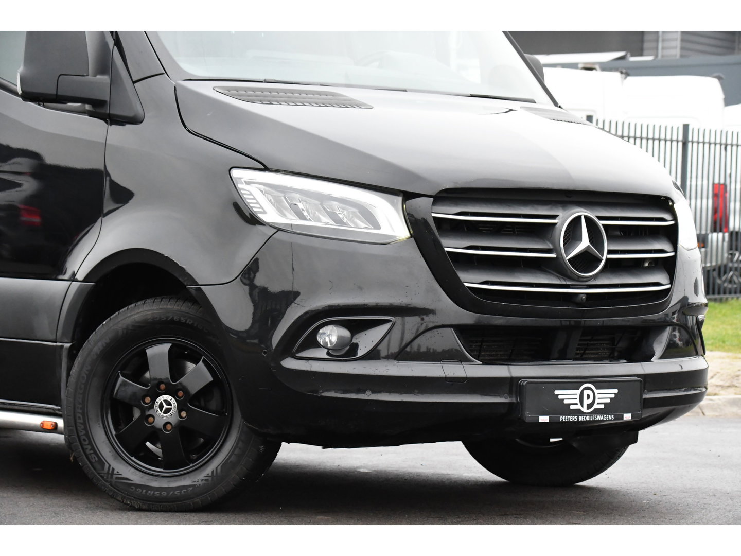 Mercedes-Benz Sprinter 314 2.2 CDI L2H1 Black Edition Cruise, Camera, Carplay, LED, 10,5'' Mbux, Stoelverwarming, Automaat,  Leder, Trekhaak, Uniek!