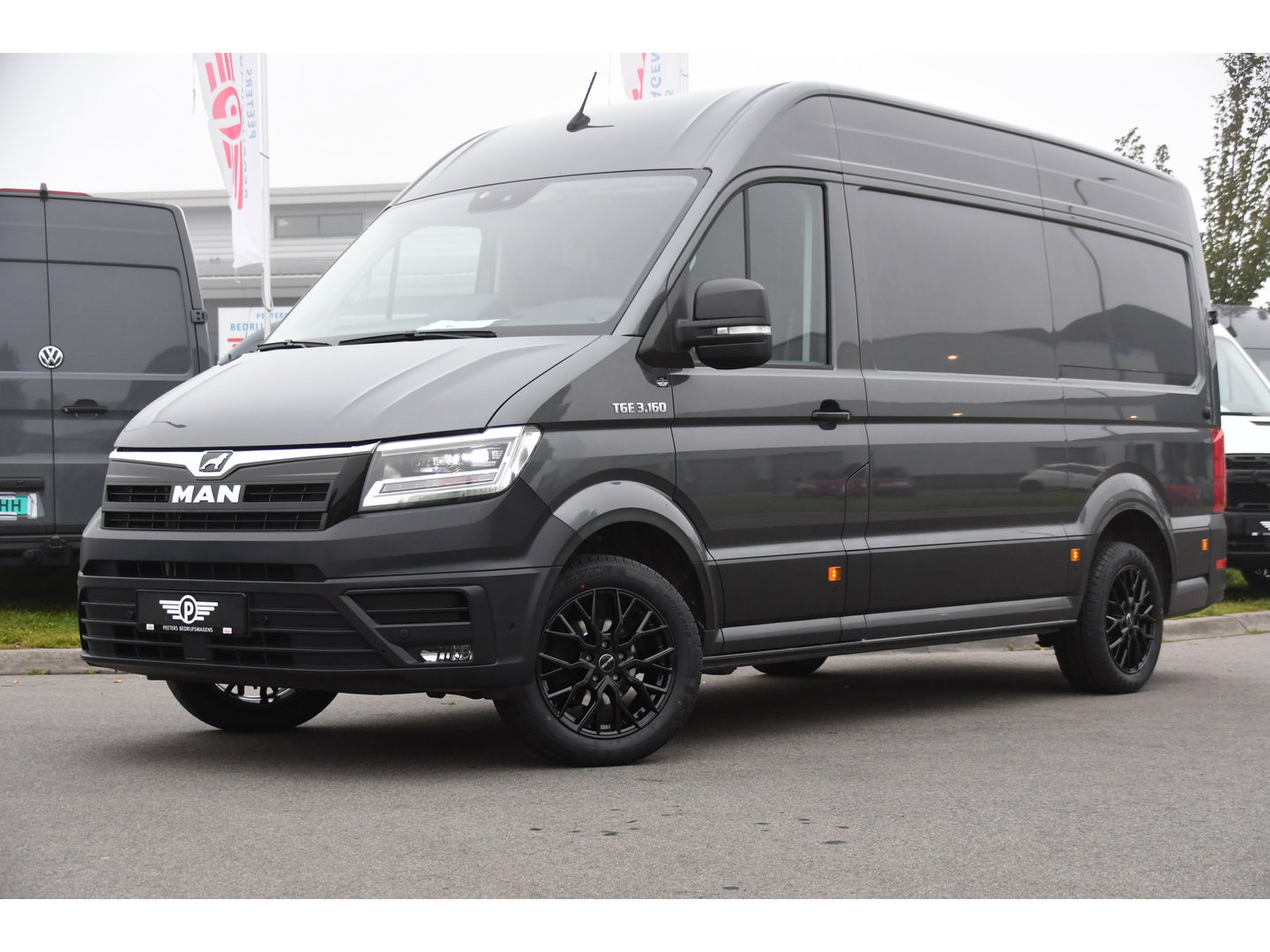 MAN TGE 3.160 35 2.0 L3H3 RDW PB Edition Full Options! Cruise, Camera, Carplay, 3500kg Trekhaak, LED, Stoelverwarming, Massage Stoel, Automaat, 164pk, Uniek!