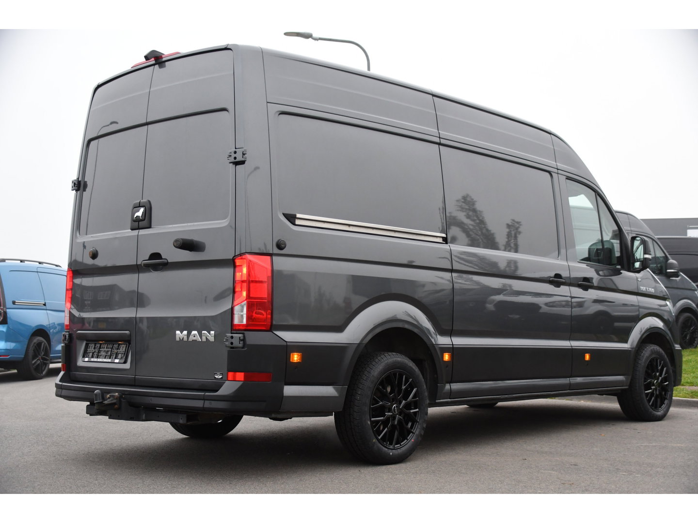 MAN TGE 3.160 35 2.0 L3H3 RDW PB Edition Full Options! Cruise, Camera, Carplay, 3500kg Trekhaak, LED, Stoelverwarming, Massage Stoel, Automaat, 164pk, Uniek!