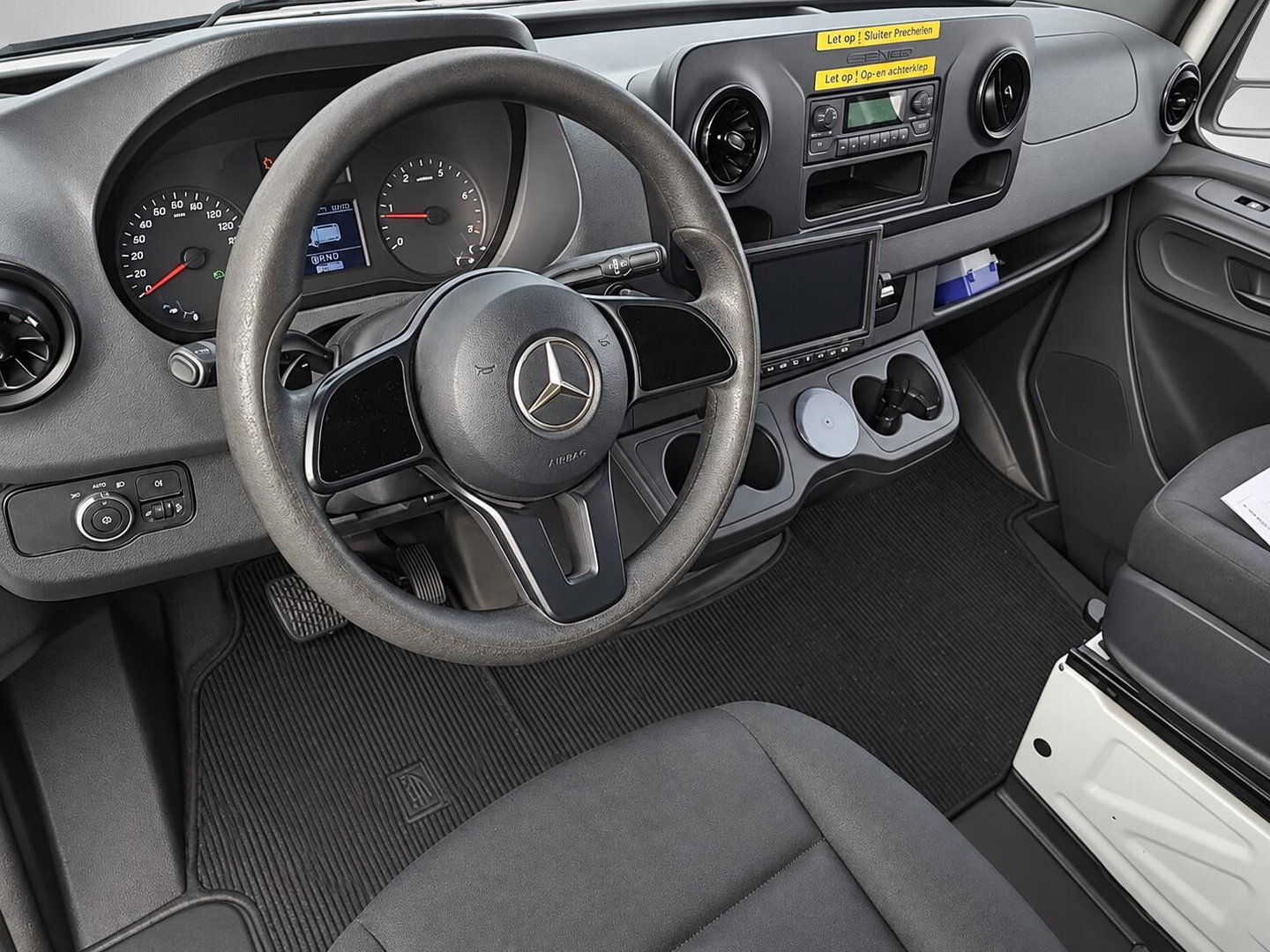 Mercedes-Benz Sprinter L3H2 EURO 6 AUTOMAAT POST NL SCHAPPEN