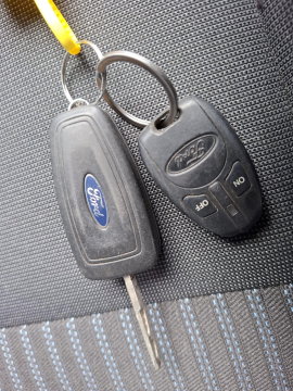 Ford Transit 330 2.0 TDCI L2H2 Trend AIRCO / CRUISE CONTROLE / L2H2 / KASTEN INRICHTING / EURO 6
