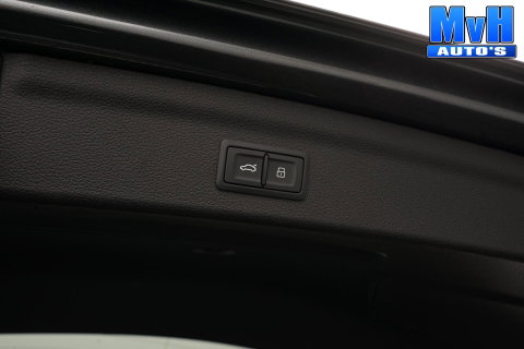 Audi Q3 45 TFSI PHEV S-Edit|S-Line|STOEL/STUUR.VERW|TREKH|SOH86%