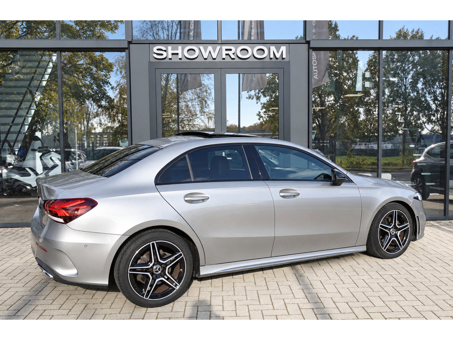 Mercedes-Benz A-Klasse 200 AMG CAM BLINDSPOT PANO'