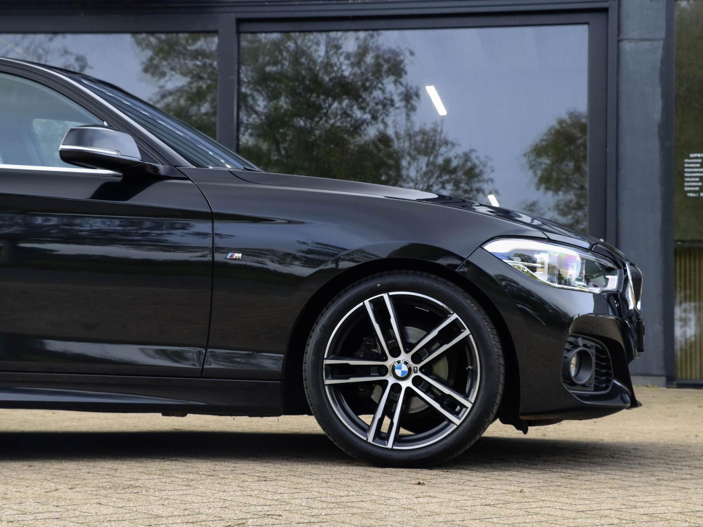 BMW 1-serie 118i High Executive M Sport Leder Automaat