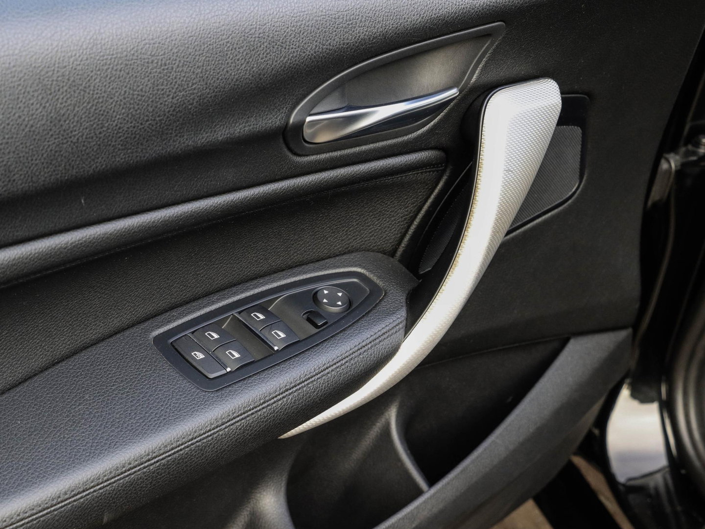 BMW 1-serie 118i High Executive M Sport Leder Automaat