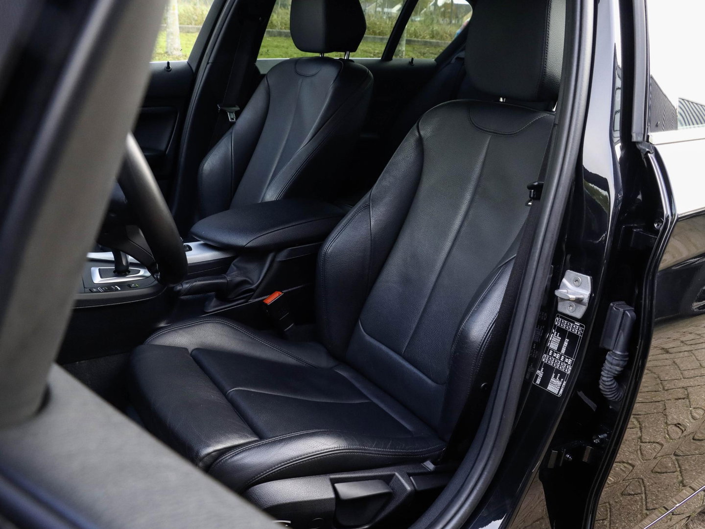 BMW 1-serie 118i High Executive M Sport Leder Automaat