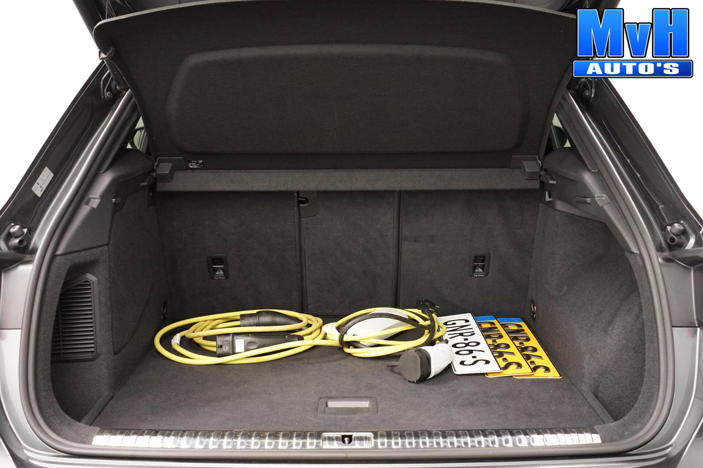 Audi Q3 45 TFSI PHEV S-Edit|S-Line|STOEL/STUUR.VERW|TREKH|SOH86%