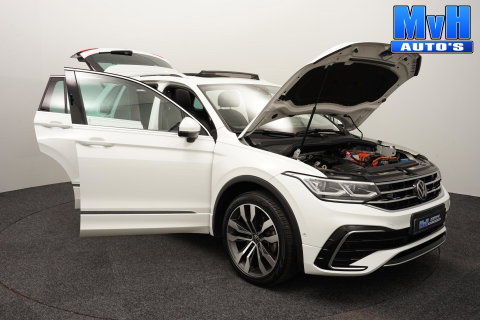 Volkswagen Tiguan 1.4 TSI PHEV R-Line|PANO|STOEL/STUUR.VERW