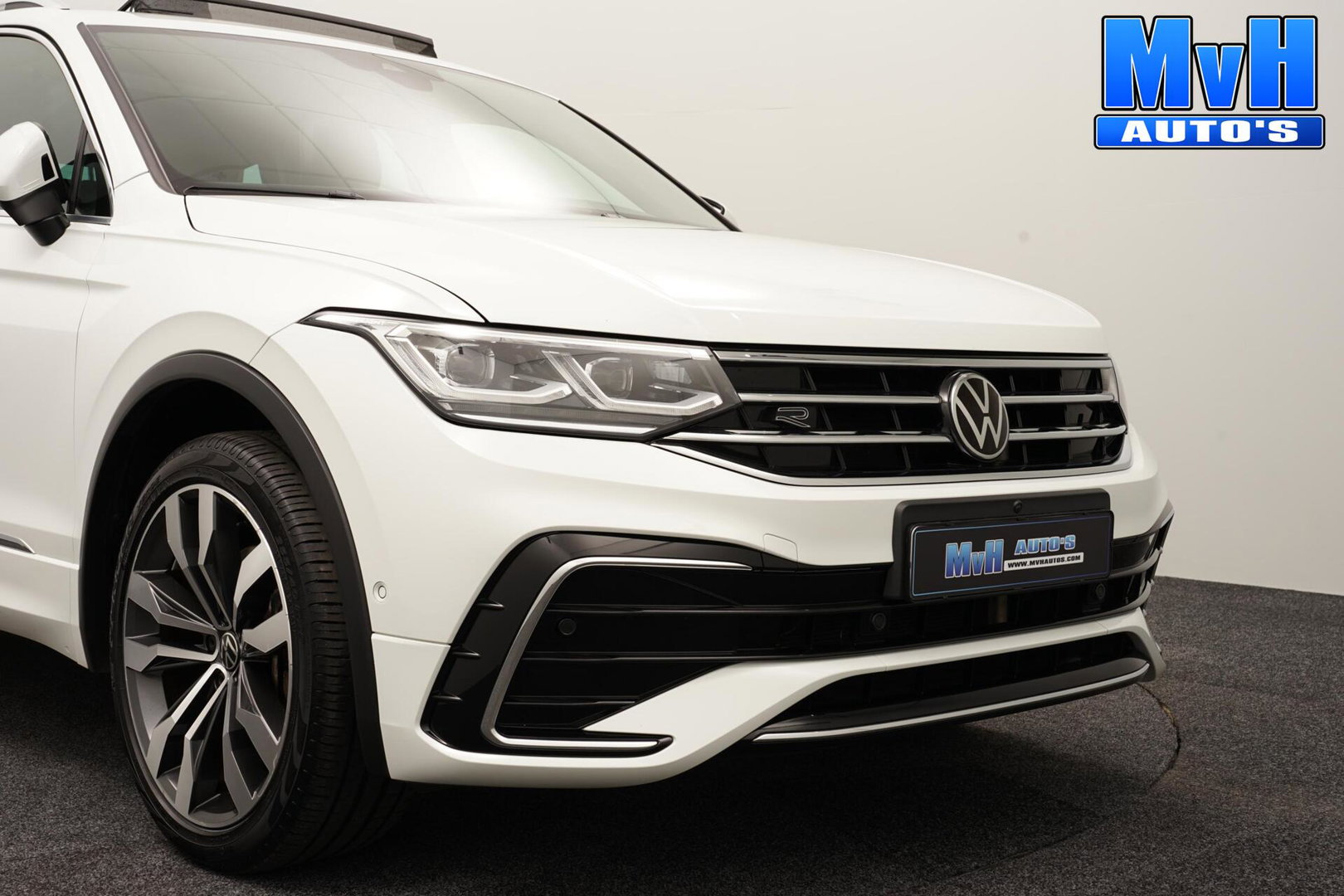 Volkswagen Tiguan 1.4 TSI PHEV R-Line|PANO|STOEL/STUUR.VERW