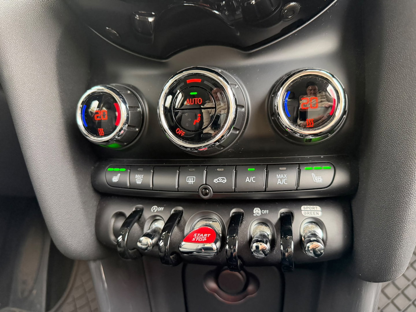 MINI 3-deurs 1.5 Cooper Chili Autom|Carplay|Led|Cruise-Control|136PK