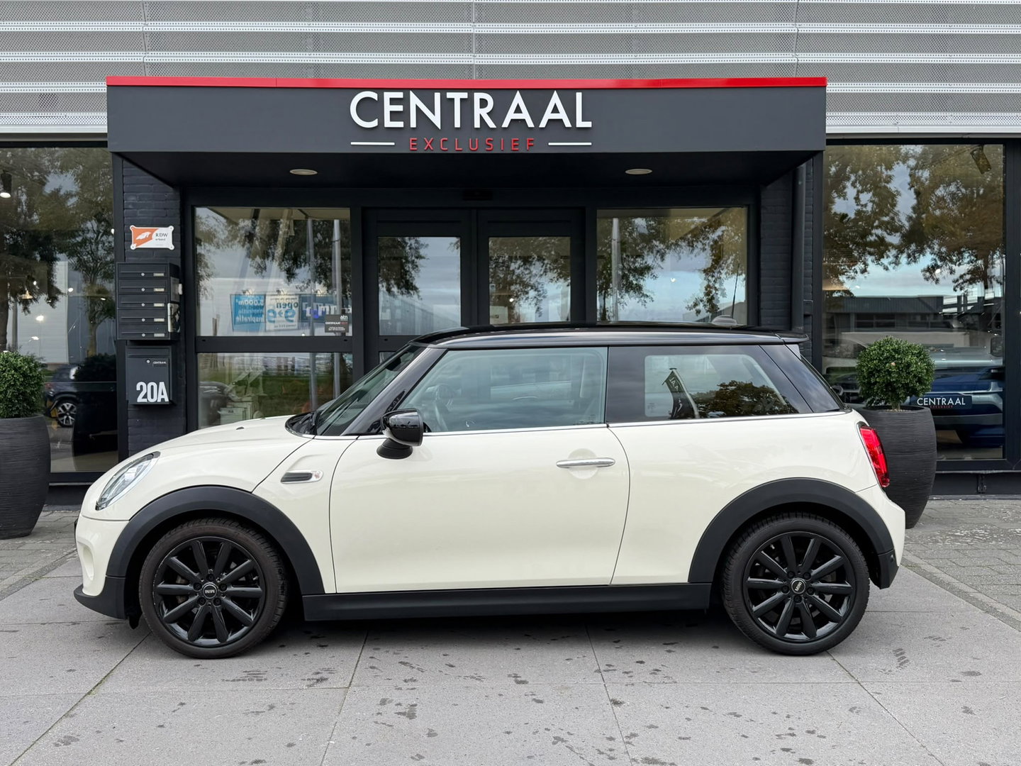 MINI 3-deurs 1.5 Cooper Chili Autom|Carplay|Led|Cruise-Control|136PK