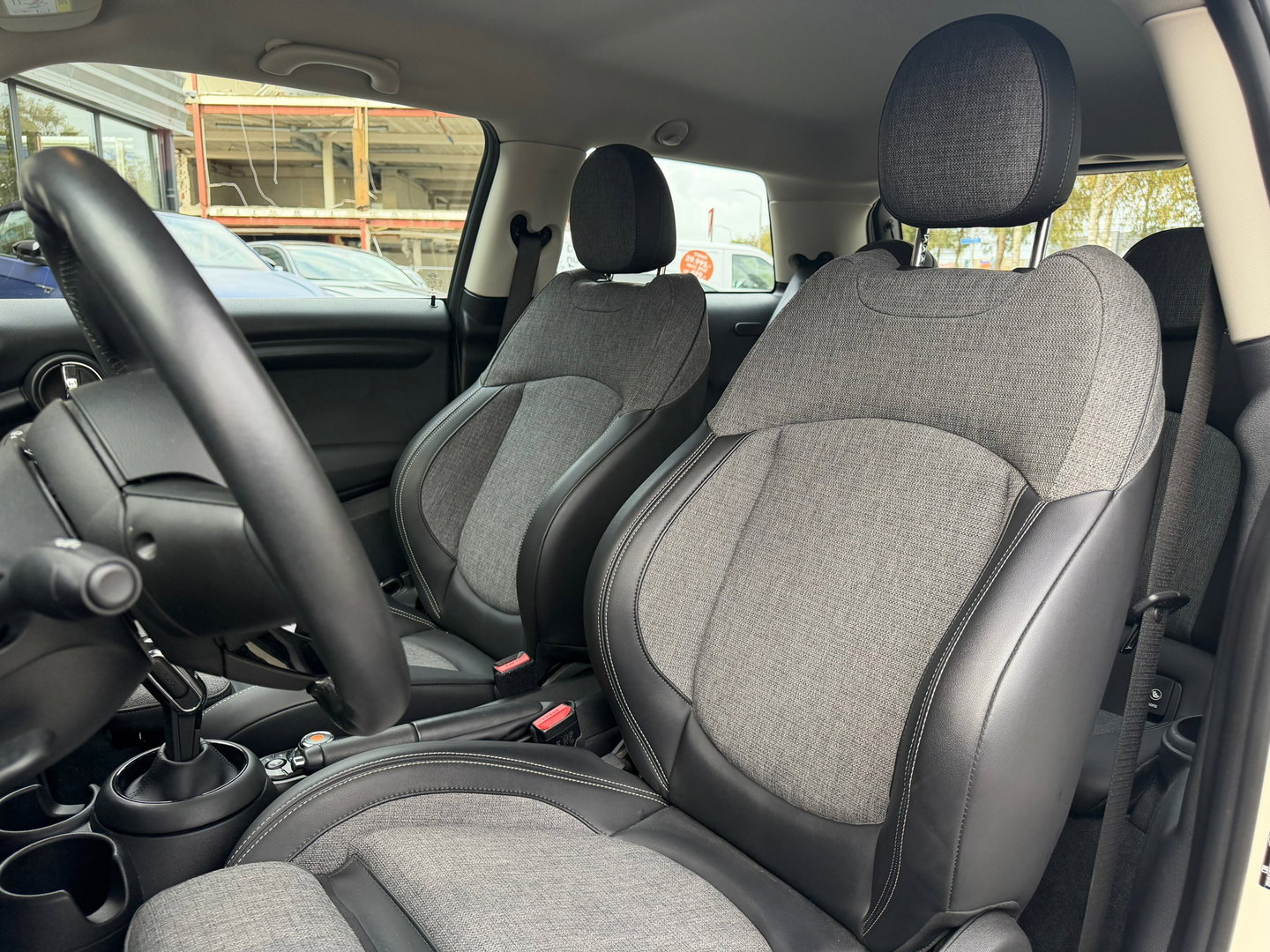 MINI 3-deurs 1.5 Cooper Chili Autom|Carplay|Led|Cruise-Control|136PK