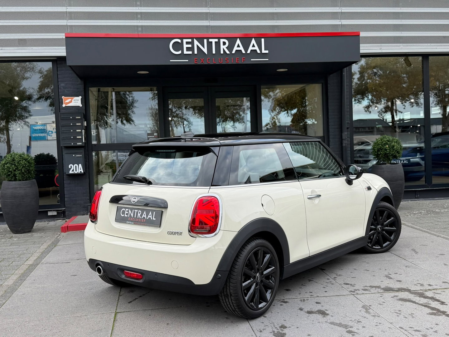 MINI 3-deurs 1.5 Cooper Chili Autom|Carplay|Led|Cruise-Control|136PK