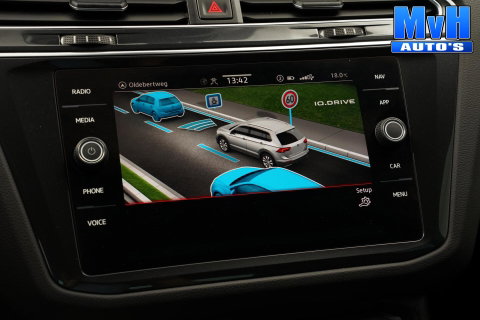 Volkswagen Tiguan 1.4 TSI PHEV R-Line|PANO|STOEL/STUUR.VERW|SOH93%