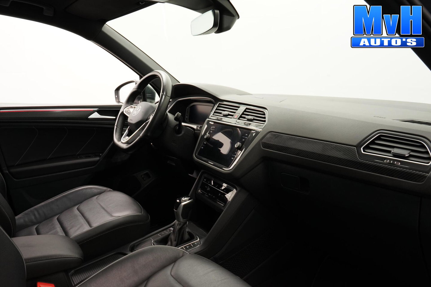 Volkswagen Tiguan 1.4 TSI PHEV R-Line|PANO|STOEL/STUUR.VERW|SOH93%