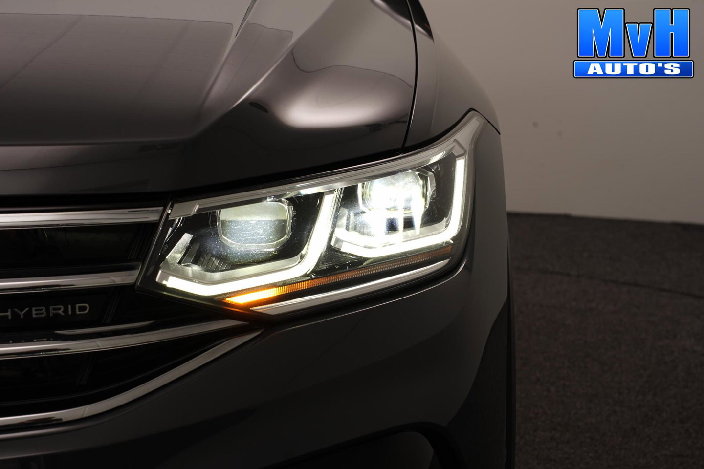 Volkswagen Tiguan 1.4 TSI PHEV R-Line|PANO|STOEL/STUUR.VERW|SOH93%
