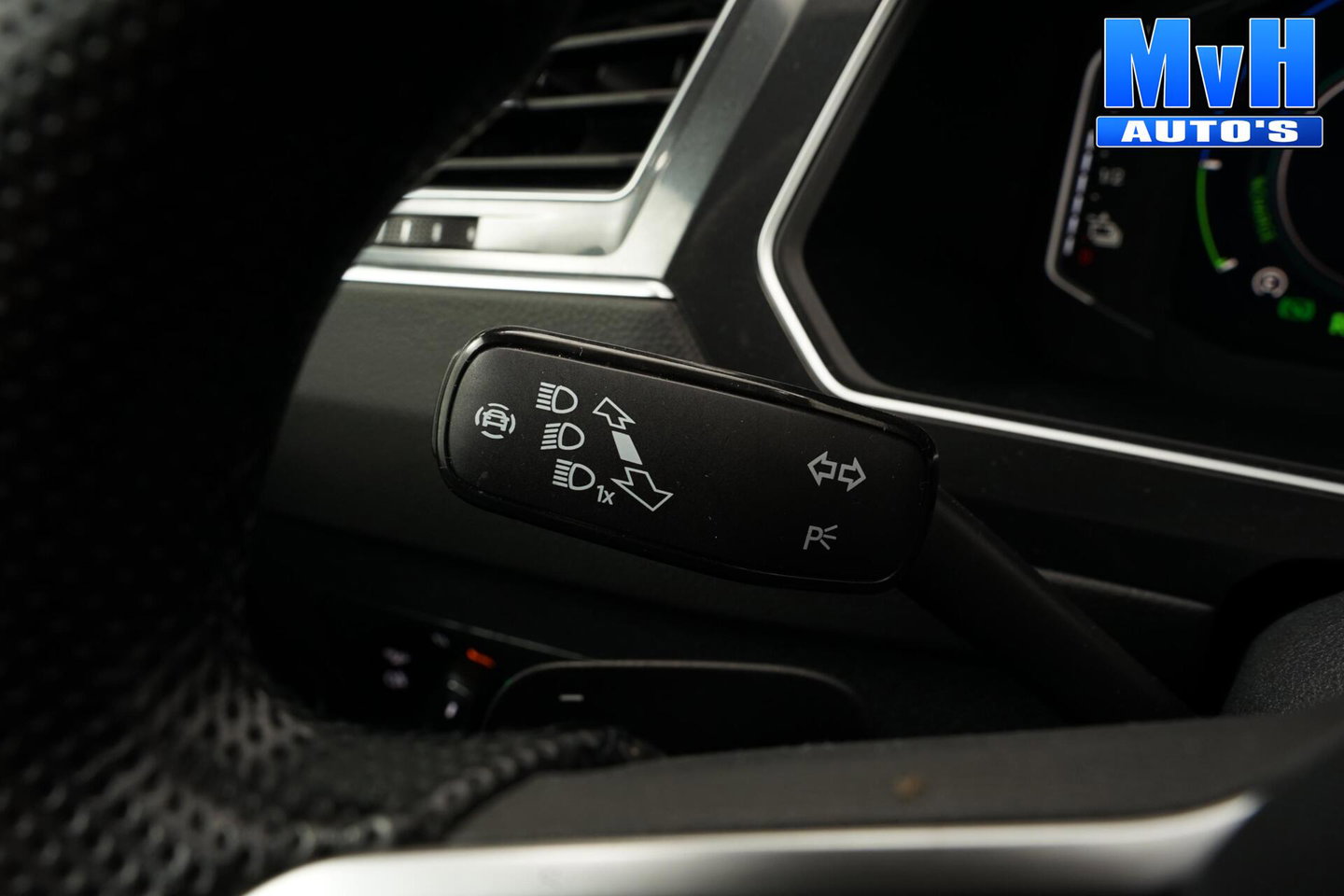Volkswagen Tiguan 1.4 TSI PHEV R-Line|PANO|STOEL/STUUR.VERW|SOH93%