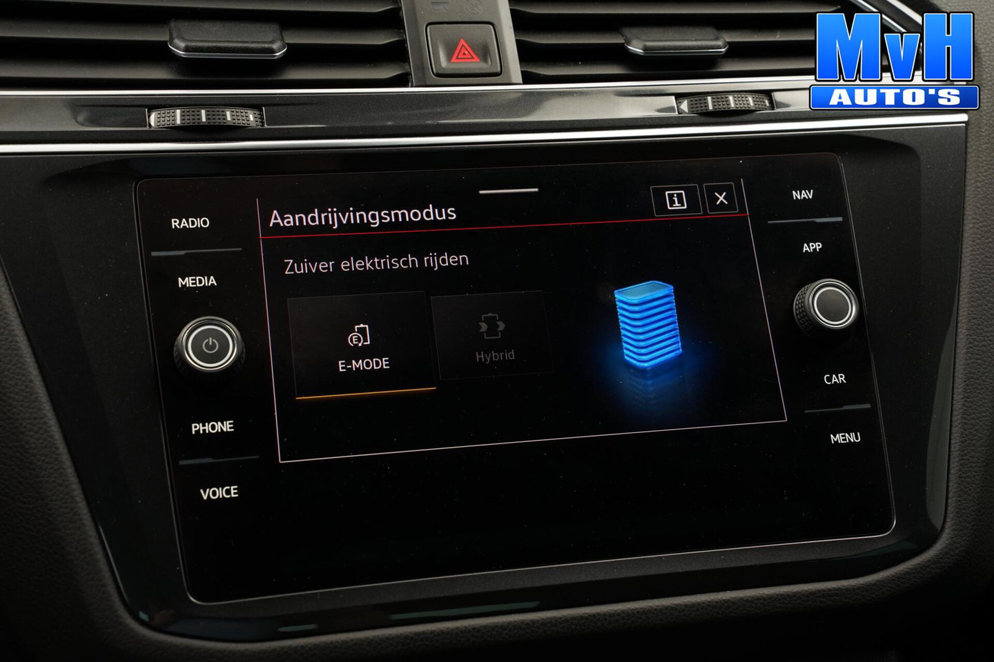 Volkswagen Tiguan 1.4 TSI PHEV R-Line|PANO|STOEL/STUUR.VERW|SOH93%