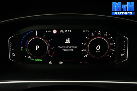 Volkswagen Tiguan 1.4 TSI PHEV R-Line|PANO|STOEL/STUUR.VERW|SOH93%