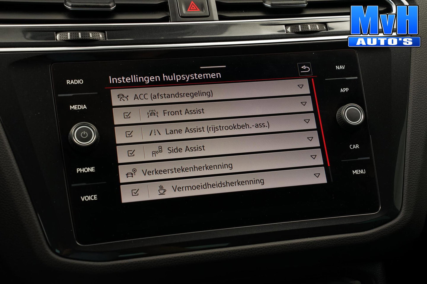 Volkswagen Tiguan 1.4 TSI PHEV R-Line|PANO|STOEL/STUUR.VERW|SOH93%