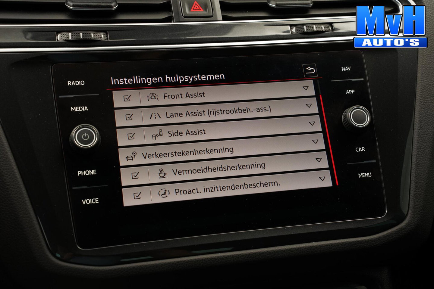 Volkswagen Tiguan 1.4 TSI PHEV R-Line|PANO|STOEL/STUUR.VERW|SOH93%