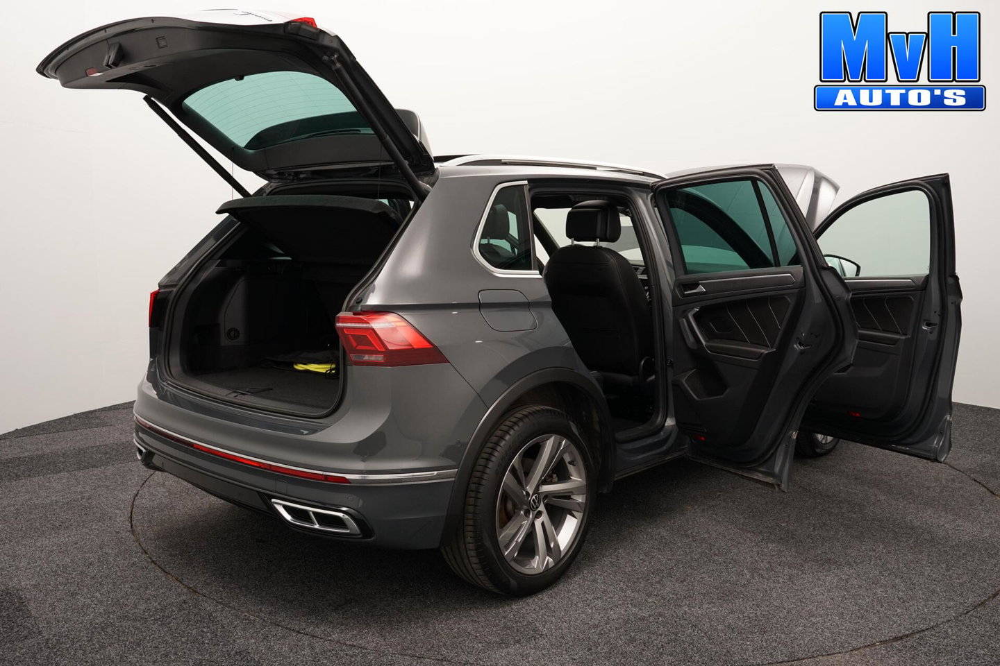 Volkswagen Tiguan 1.4 TSI PHEV R-Line|PANO|STOEL/STUUR.VERW|SOH93%