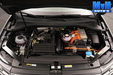 Volkswagen Tiguan 1.4 TSI PHEV R-Line|PANO|STOEL/STUUR.VERW|SOH93%