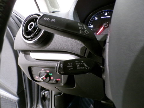 Audi A3 1.6 TDI Pro Line plus "Automaat" Xenon-LED Parkeersensoren Navigatie Cruise-control Bluetooth Climatronic Nieuwe-APK