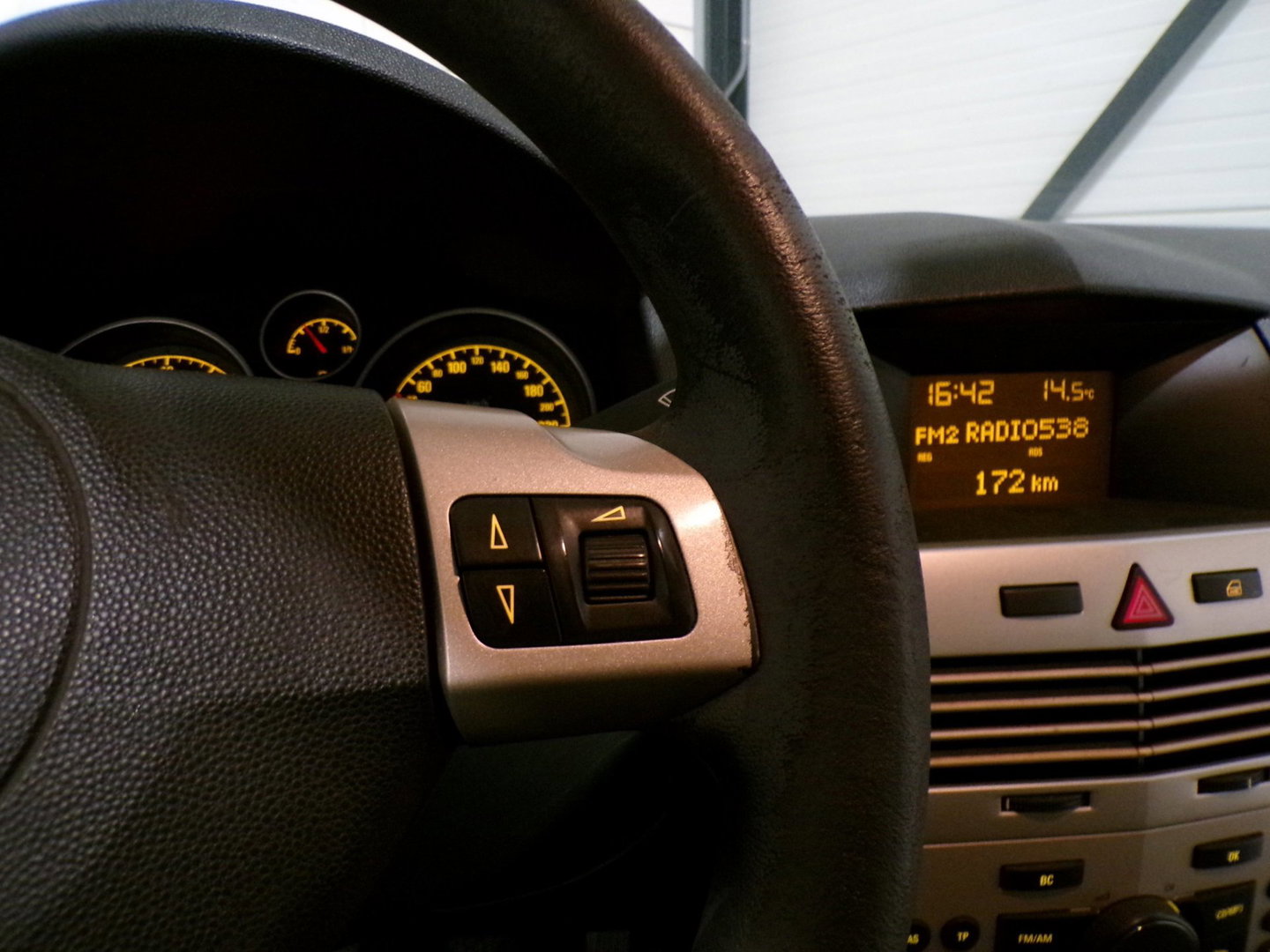 Opel Astra Wagon 1.6 Temptation Trekhaak Nieuwe-APK Airco Cruise-control Elektrische-spiegels Elektrische-ramen Goed-onderhouden