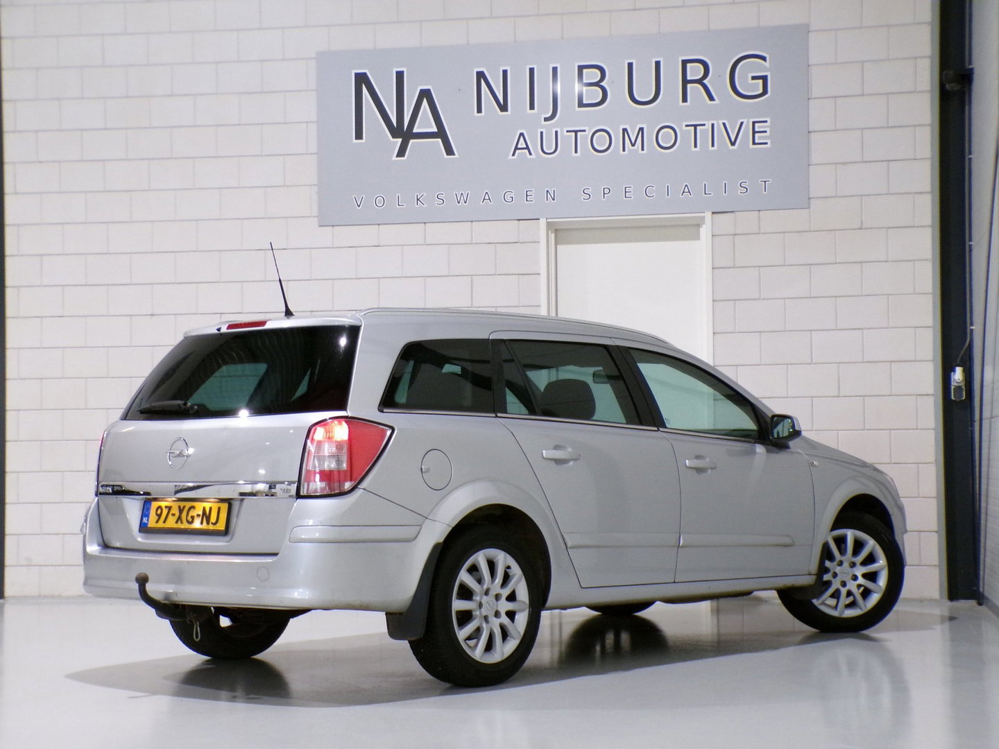 Opel Astra Wagon 1.6 Temptation Trekhaak Nieuwe-APK Airco Cruise-control Elektrische-spiegels Elektrische-ramen Goed-onderhouden