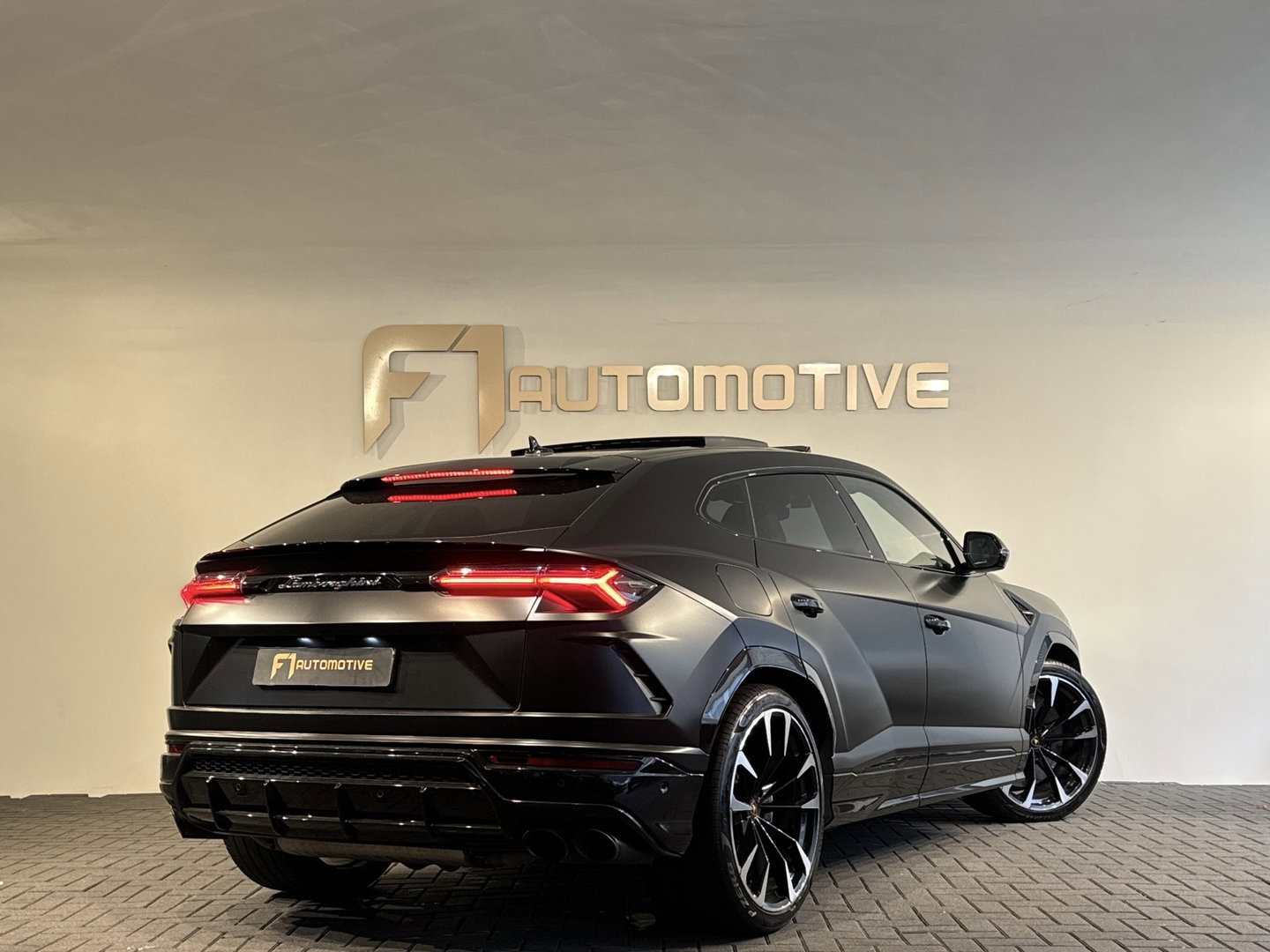 Lamborghini Urus 4.0 V8 Pano|HuD|B&O 3D|Massage|ADAS|Inc BTW