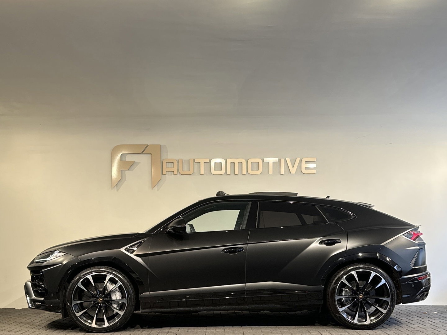 Lamborghini Urus 4.0 V8 Pano|HuD|B&O 3D|Massage|ADAS|Inc BTW