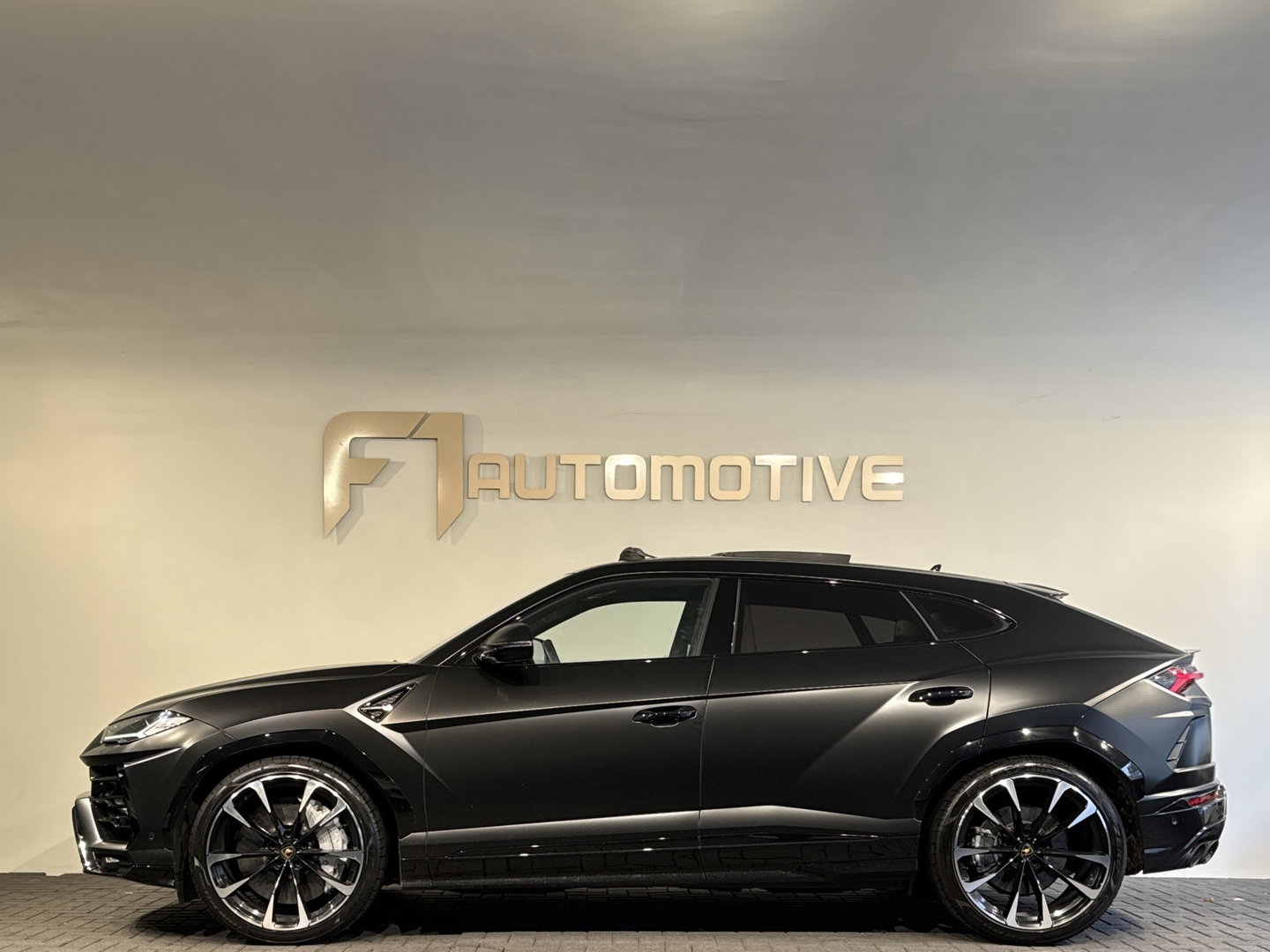 Lamborghini Urus 4.0 V8 Pano|HuD|B&O 3D|Massage|ADAS|Inc BTW