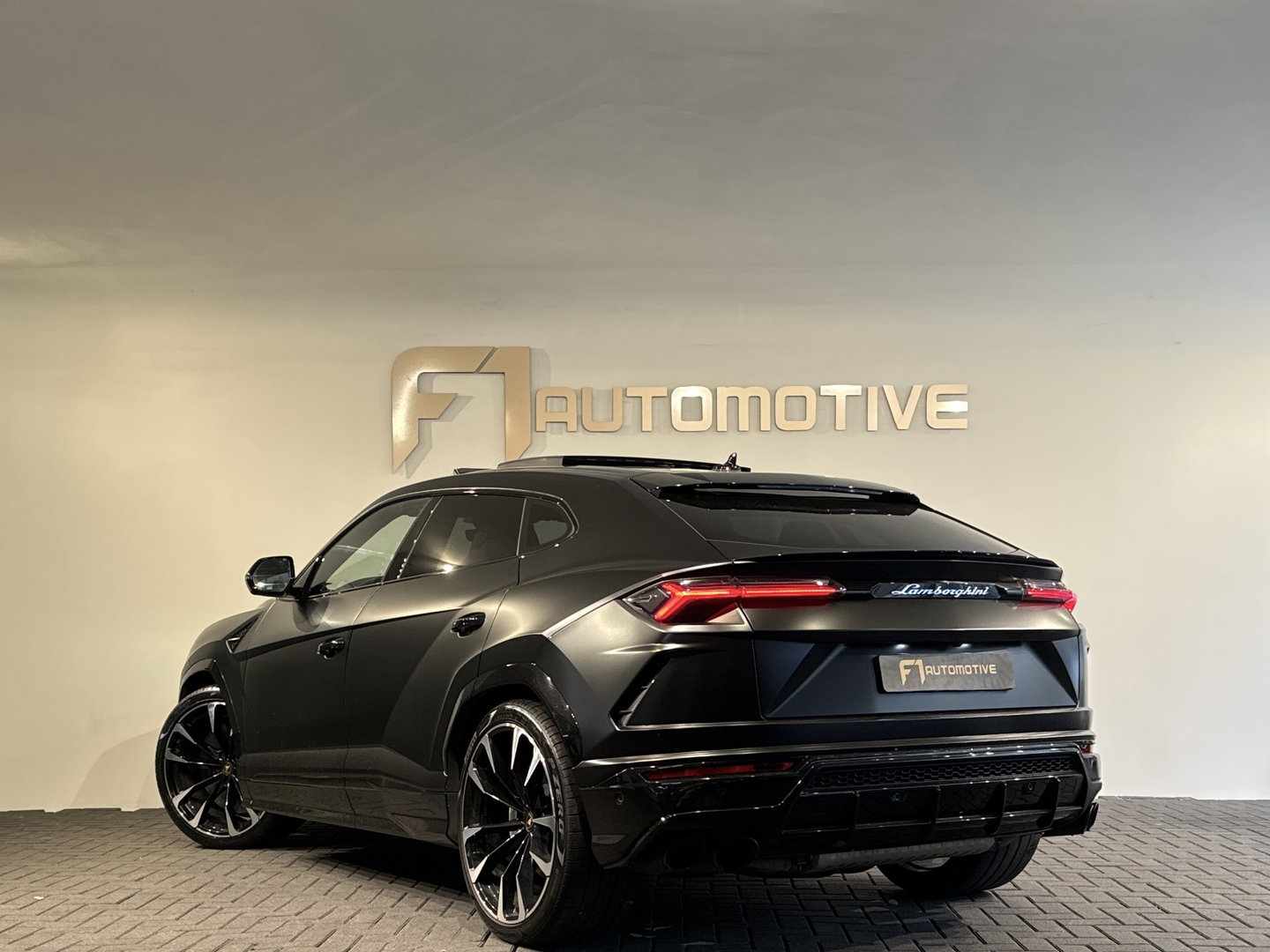 Lamborghini Urus 4.0 V8 Pano|HuD|B&O 3D|Massage|ADAS|Inc BTW