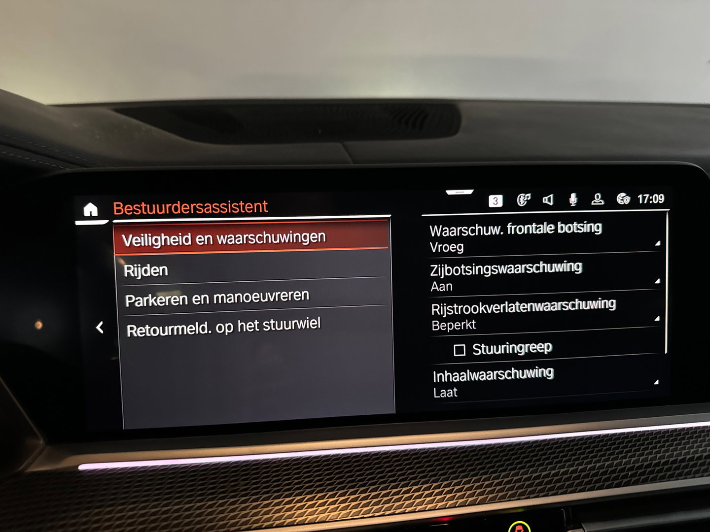 BMW X5 M50i V8 M-Sport Pano|H/K|HuD|Active Drive Assistant