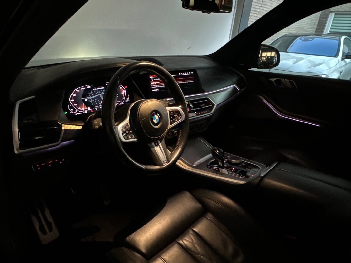 BMW X5 M50i V8 M-Sport Pano|H/K|HuD|Active Drive Assistant
